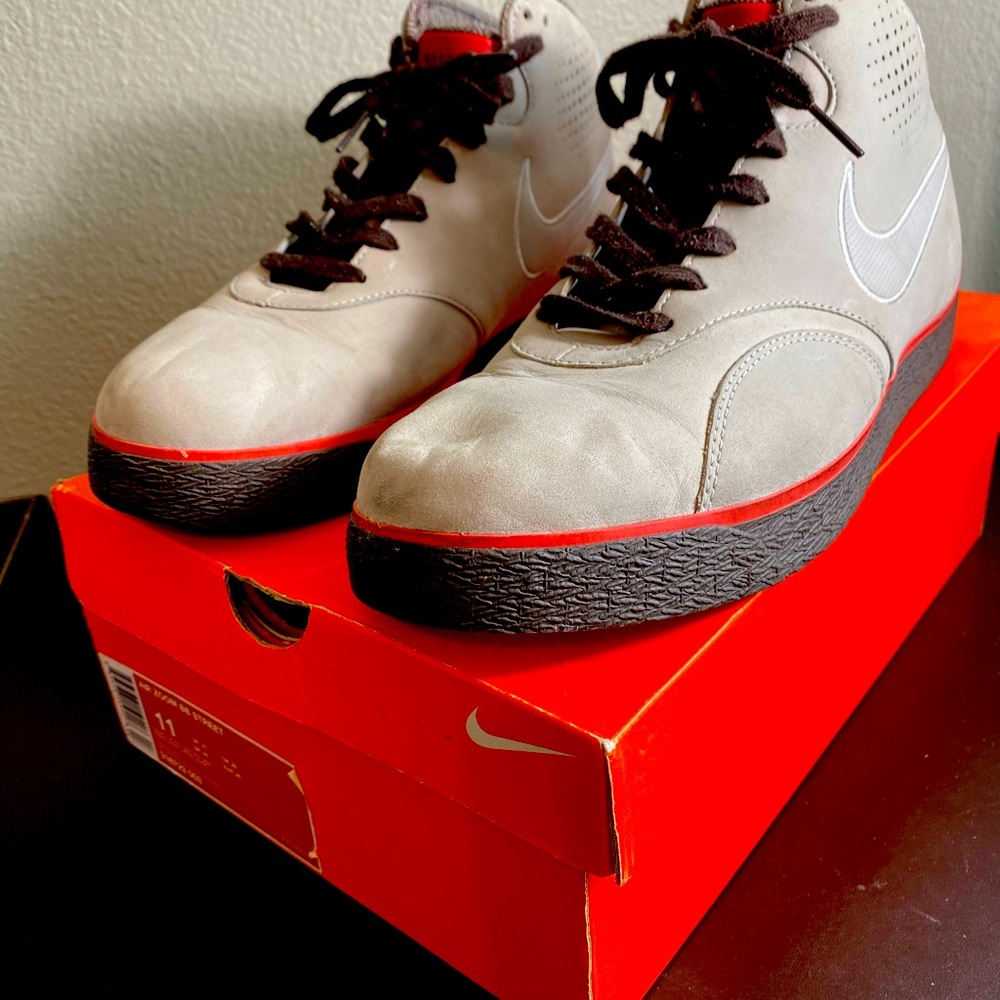 Nike Air Zoom BB Street Size 11 Mens